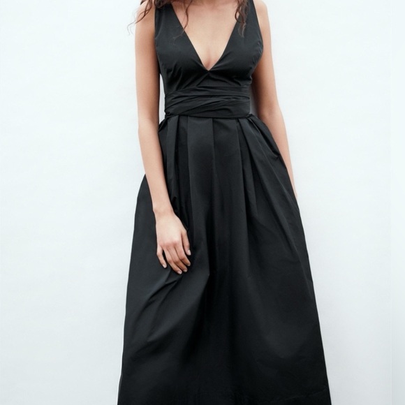 🖤Limited Edition Dress With Pockets🖤 - Picture 1 of 10